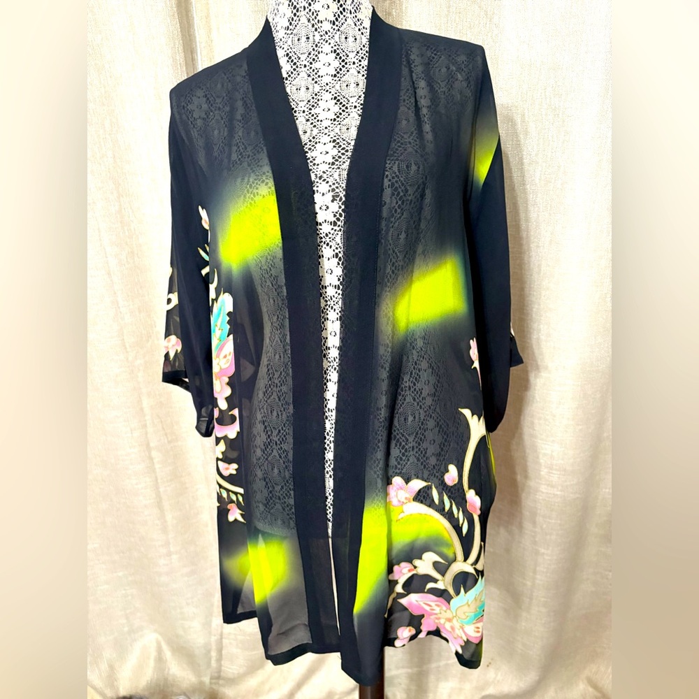 Keke 100% Silk Kimono 1 Sz Flowy Black Floral Open Topper Asian Design Vibrant
